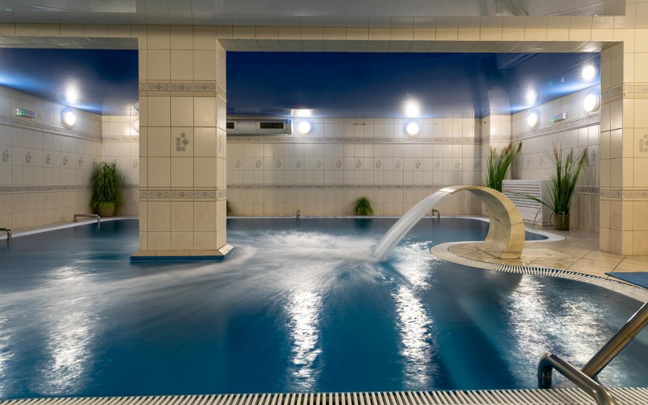 Hotel Wodnik Twoj Hotel Z Widokiem Na Morze 尤斯托尼莫斯基 外观 照片