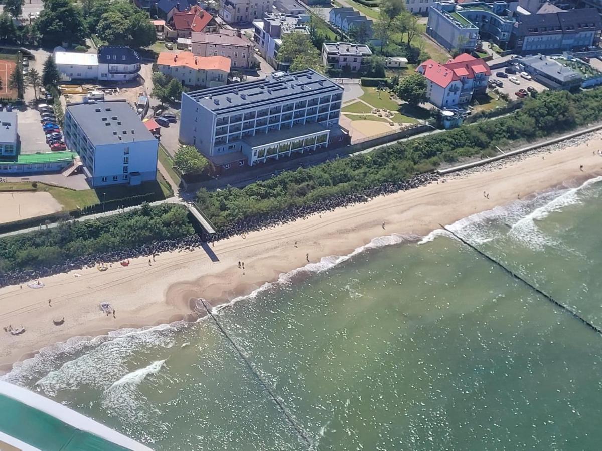 Hotel Wodnik Twoj Hotel Z Widokiem Na Morze 尤斯托尼莫斯基 外观 照片