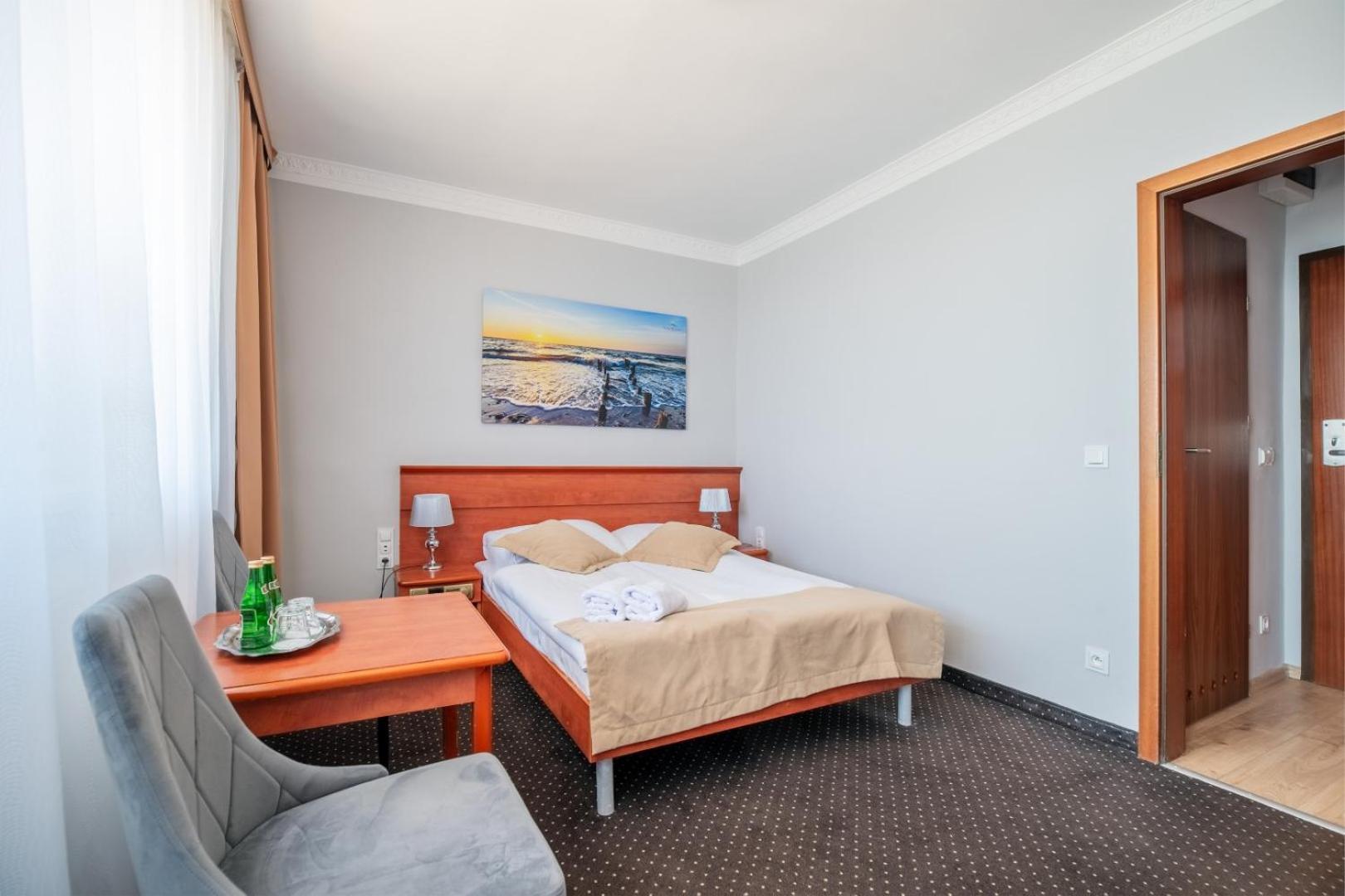 Hotel Wodnik Twoj Hotel Z Widokiem Na Morze 尤斯托尼莫斯基 外观 照片