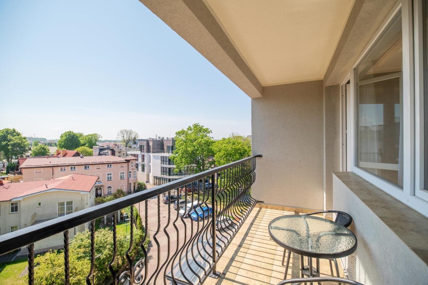 Hotel Wodnik Twoj Hotel Z Widokiem Na Morze 尤斯托尼莫斯基 外观 照片